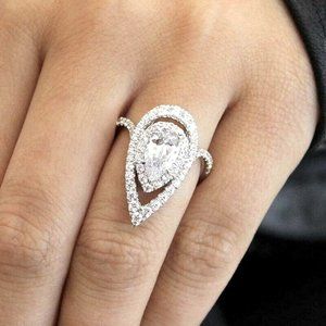 Gorgeous 925 Silver Diamond Ring